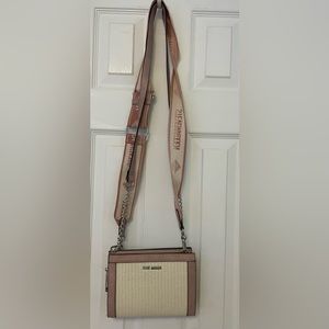 Flush Steve Madden crossbody